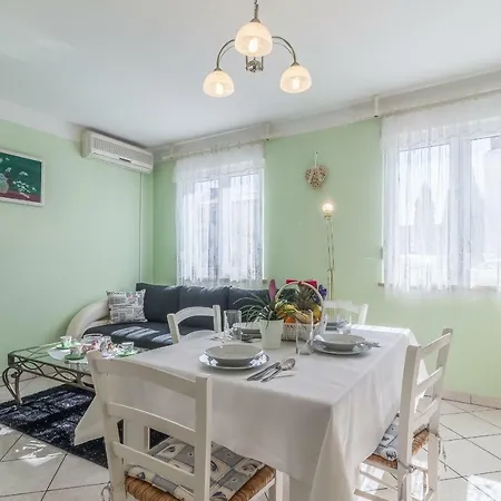 Apartman Melli