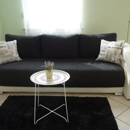 Apartment Melli Pula